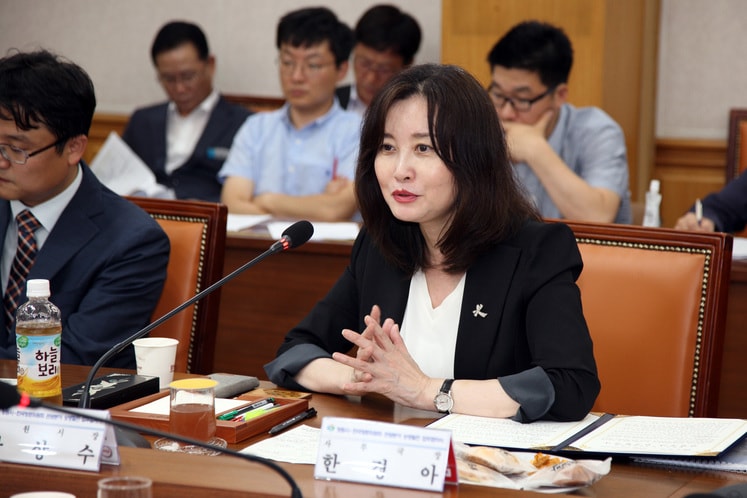 韓国訪問委員会ハン・ギョンア事務局長